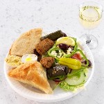 greek vegetarian platter with white wine 150x150